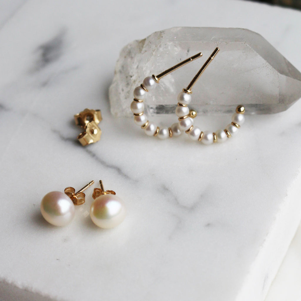 EVERYDAY PEARL EARRINGS